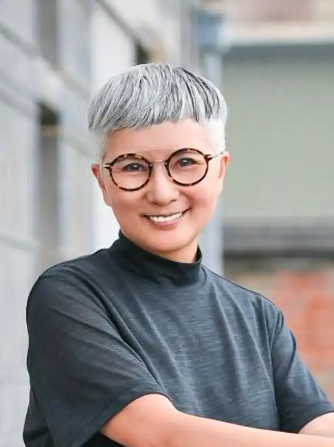 李烈
