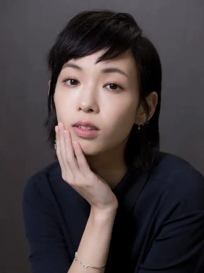 李靖筠