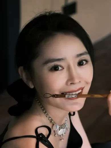 秦飛
